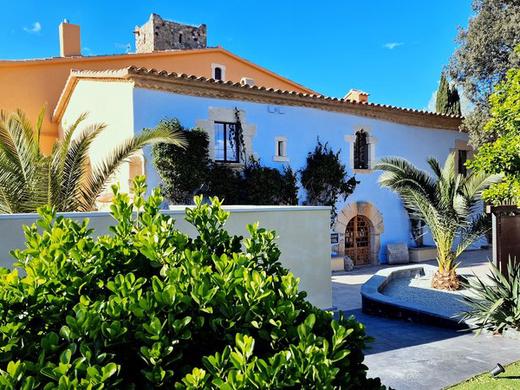 Boutique Hotel Comtal Empuries