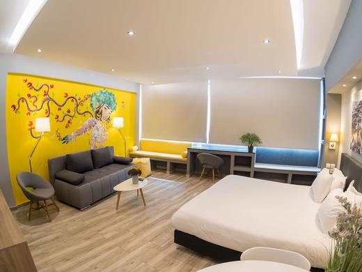 Connect Studios and Apartments