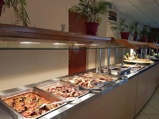 Village Inn Studios and Apartments