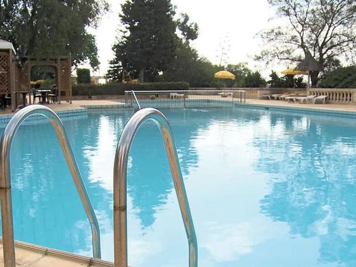 Urban Valley Resort and Spa