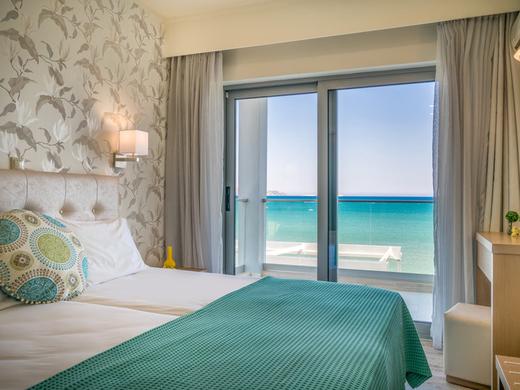 Denise Beach Hotel and Apartments