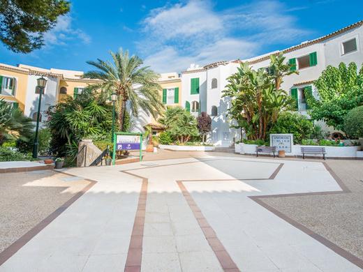 Ona Cala Pi Club