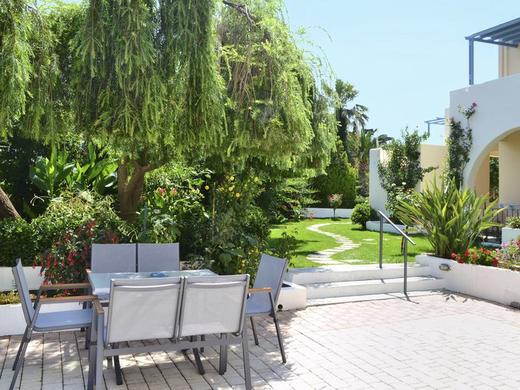 Papadakis Apartments