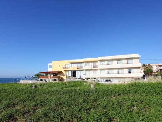 Danaos Beach Apartments