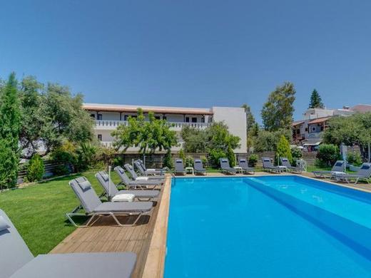 Valentina Apartments