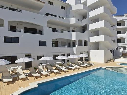 Cerro Atlantico by Umbral