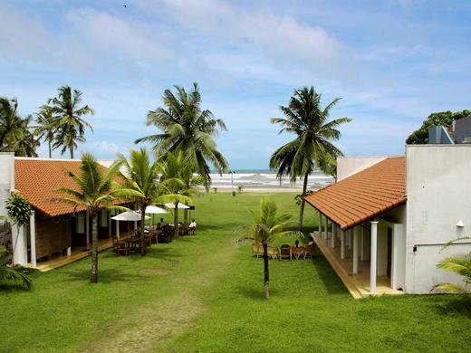 Muthumuni Ayurveda Beach Resort