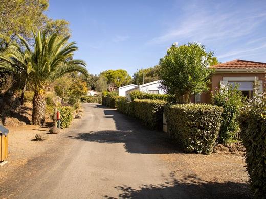 Camping Domaine Sainte-Veziane