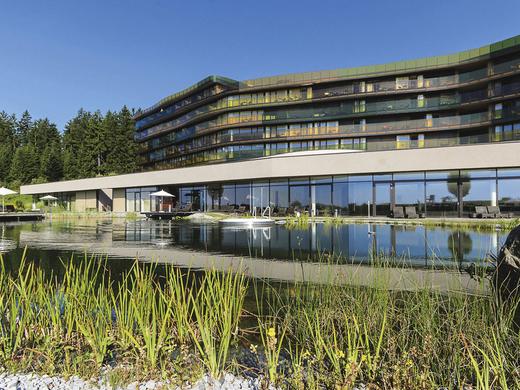 Hotel AVIVA make friends