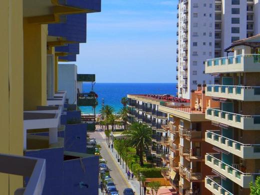 Alboran Apartments by Rentalmar