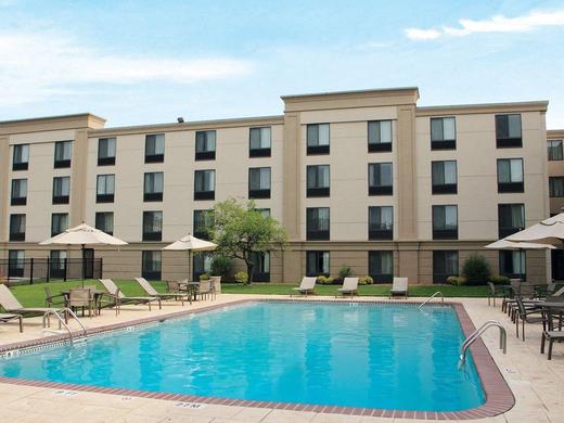 Holiday Inn East Windsor - Cranbury Area