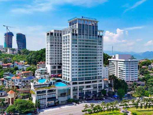 Wyndham Legend Halong Hotel