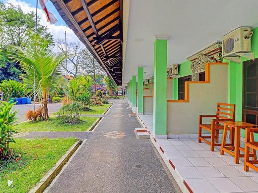 Oyo 91610 Batukaru Garden Hotel