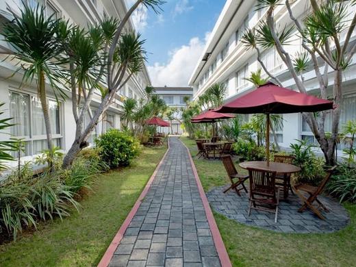 The Kanjeng Suites Kuta Galeria - Bali