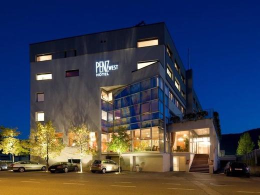 Penz Hotel West
