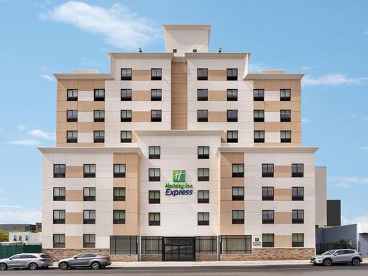 Holiday Inn Express Jamaica JFK AirTrain NYC