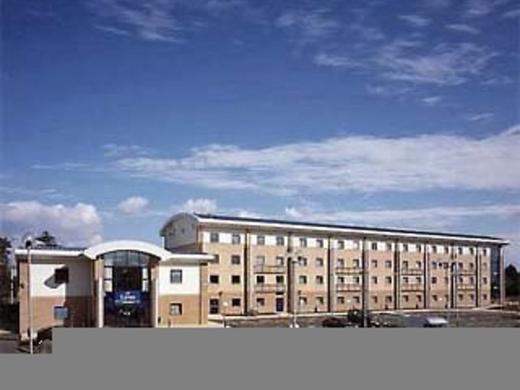 Holiday Inn Express Newport