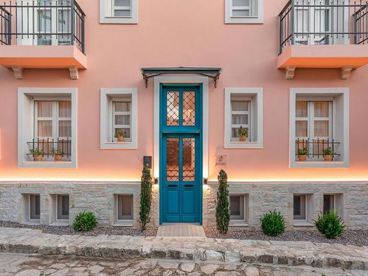 Naiades The Residence Ioannina Castle