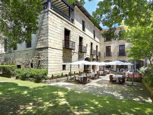 Parador de Santillana Gil Blas