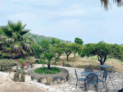 Giardino delle Zagare