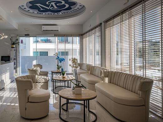 Mer Bleu Beach Hotel