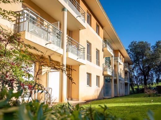 Nemea Apparthotel Green Side