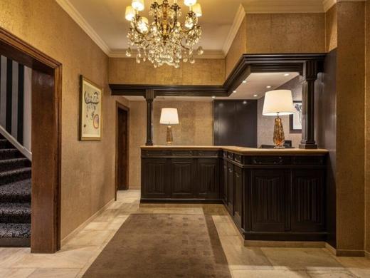 Dukes Palace Residence