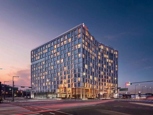 Ramada Encore by Wyndham Gimpo Han River Hotel