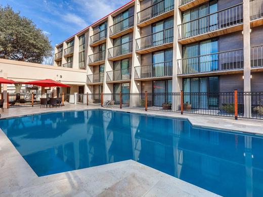 Ramada Istanbul Alibeykoy