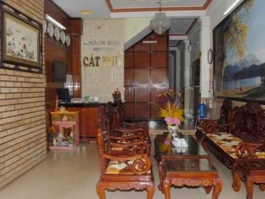 Cat Phu Hotel by ZUZU