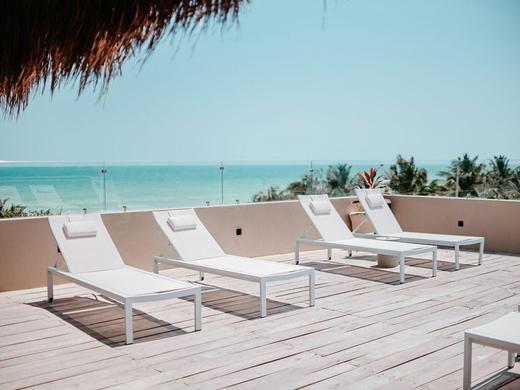 Dos Mares Pool Club Boutique Hotel