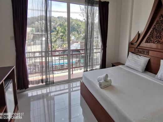 Sure Guesthouse by ZUZU