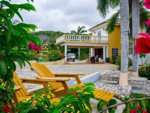 Emerald View Resort Villa