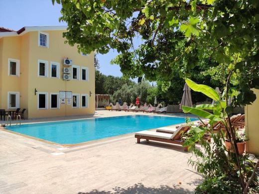 Günes Hotel & Apartments