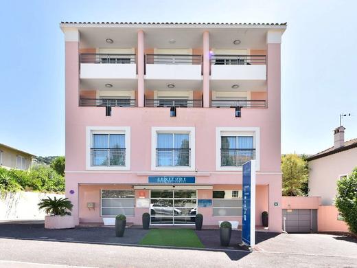 Zenitude Hôtel-Résidences - Le Cannet