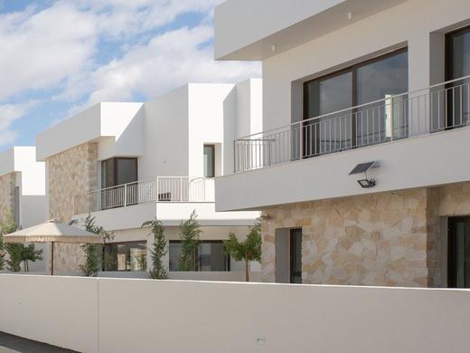 Liv & Co Suites & Villas