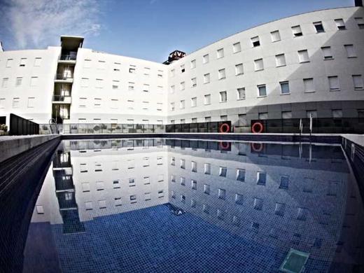 Apartamentos Vértice Sevilla Aljarafe