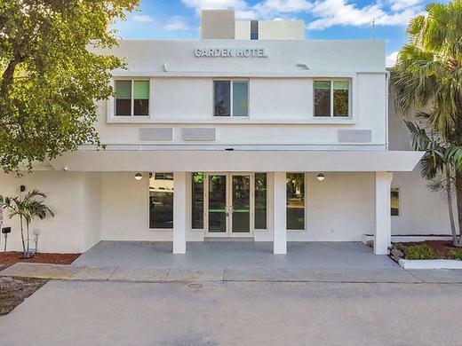 Atrium Hotel, Trademark Collection by Wyndham