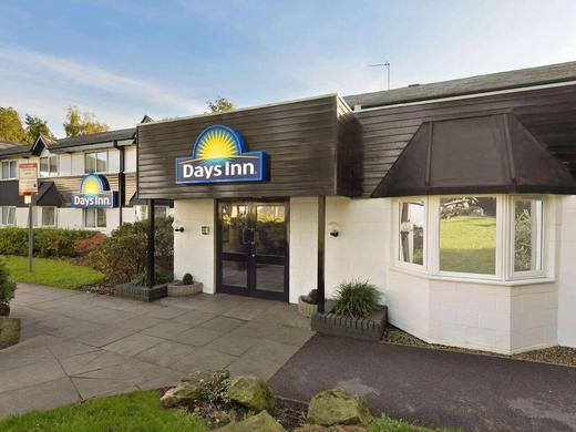 Days Inn Fleet M3