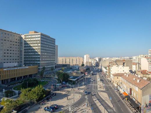 B&B Hotel Marseille Centre La Timone