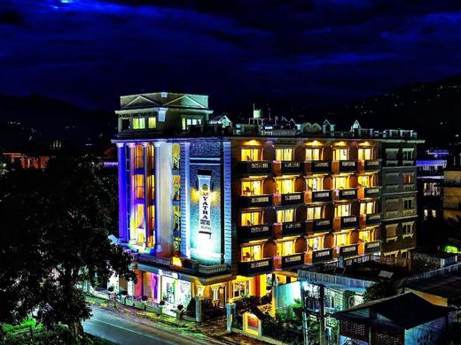 Hotel Da Yatra Courtyard