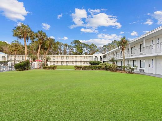 Baymont by Wyndham Jacksonville Airport
