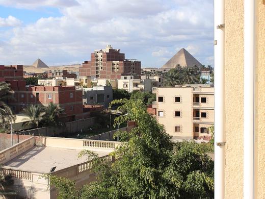 Pyramids Oasis Hotel