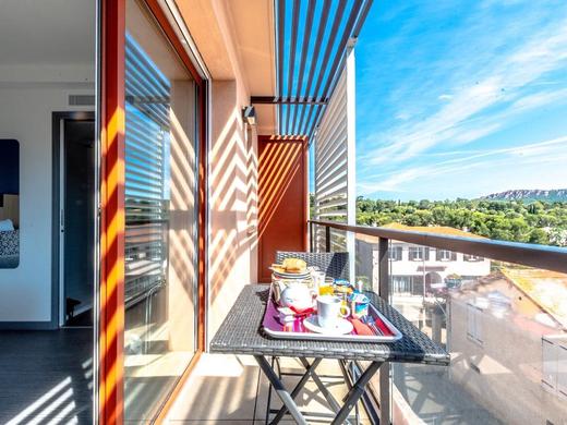 Le Virevent Hotel In Saint Raphaël