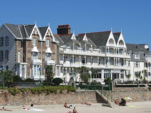 Ommaroo Hotel Jersey