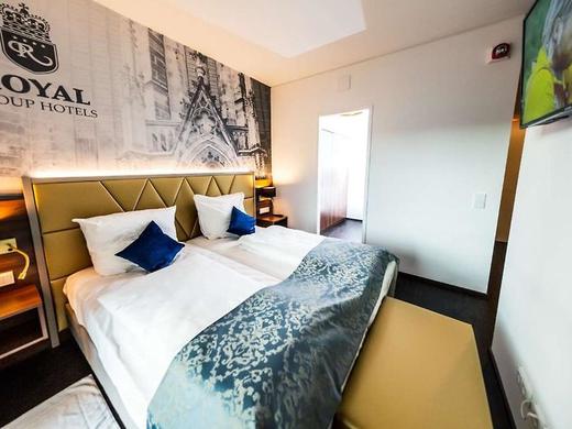 Best Western Plus Royal Suites