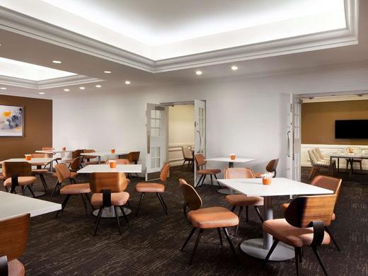 Hilton St. Petersburg Bayfront