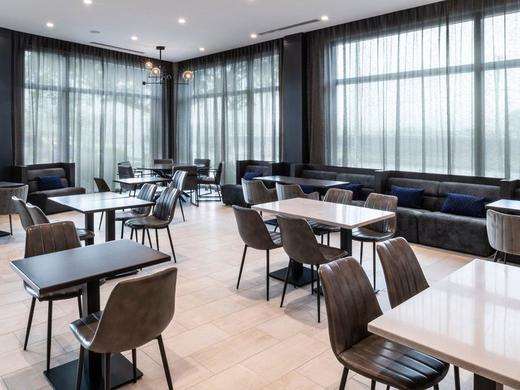 Staybridge Suites Boston Logan Airport - Revere