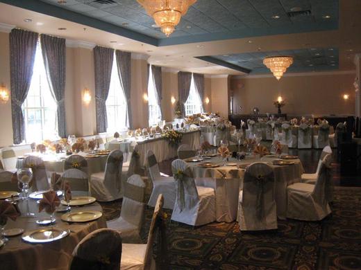 Meadowlands Plaza Hotel