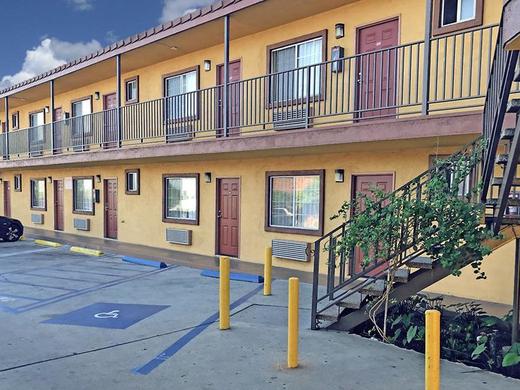 Satellite Motel, Los Angeles - LAX